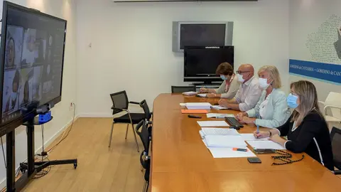 La consejera de Educaci&oacute;n y Formaci&oacute;n Profesional, Marina Lomb&oacute;, preside la reuni&oacute;n telem&aacute;tica del Comit&eacute; de Directores de Primaria