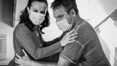 Escena de la obra 'Pandemonium'.