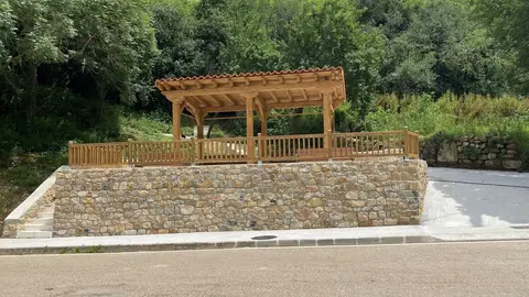 Mirador tur&iacute;stico en Quintanilla, en Lamas&oacute;n