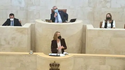 Fiscal superior de Cantabria en el Parlamento