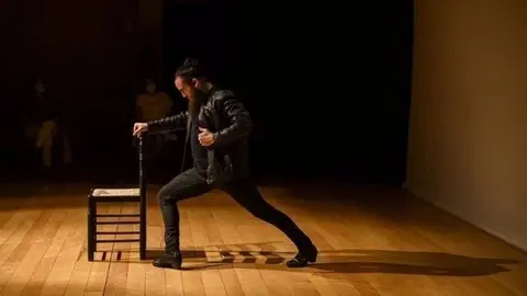 Espect&aacute;culo 'Flamencas... Con duende y valent&iacute;a', del extrreme&ntilde;o &Aacute;lvaro Murillo, protagonista de unos bloques del encuentro 'La Espiral Contempor&aacute;nea'