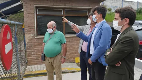 Archivo - El PSOE pide convertir las viejas cocheras del TUS en Santander en un aparcamiento disuasorio y gratuito