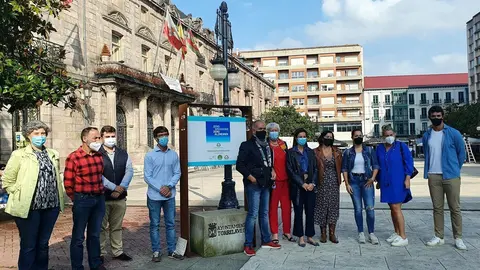 Inauguraci&oacute;n muestra por el Alzheimer en Torrelavega