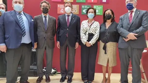 El ministro de Agricultura, Luis Planas, visita la feria ganadera FIGAN, en Zaragoza.