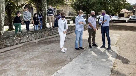 El Vicepresidente Y Consejero De Universidades, Igualdad, Cultura Y Deporte, Pablo Zuloaga, Visita La Bolera De Barcenaciones