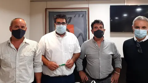 Representantes de organizaciones agrarias de Cantabria