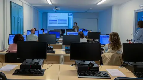 La Consejer&iacute;a de Presidencia ultima la aplicaci&oacute;n que permitir&aacute; a los ayuntamientos insertar de forma directa los anuncios en el BOC Funcionarios de las administraciones locales se forman estos d&iacute;as en el uso del programa