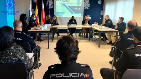 19FA2350-764E-4D85-ADE4-9E88CC7B5321