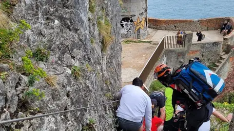 2C9C326A-00D3-4E21-8029-0F19877B654A