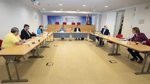 11:00 horas. Palacio de Festivales, Sala Pereda
El presidente de Cantabria, Miguel &Aacute;ngel Revilla, junto con la consejera de Educaci&oacute;n y Formaci&oacute;n Profesional, Marina Lomb&oacute;, inaugura el XIII Congreso de Educaci&oacute;n de Cantabria. 
19 de mayo de 2022
Fotograf&iacute;a: Silvia Bouzo