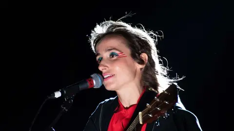 luz-de-musica-zahara1