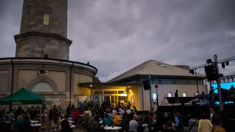 luz-de-musica-zahara93