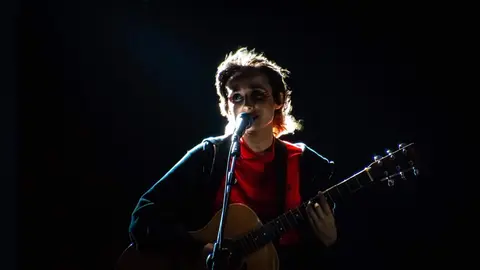 luz-de-musica-zahara97