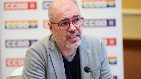 27/9/22  SANTANDER
ep  CCOO 
Rueda de prensa del secretario general de CCOO, Unai Sordo; el secretario general de la Federaci&oacute;n de Sanidad y Sectores Sociosanitarios de CCOO, Humberto Mu&ntilde;oz; y la secretaria general de la Federaci&oacute;n en Cantabria, Arantxa Cossio, con motivo de una jornada sobre Atenci&oacute;n Primaria



FOTO: 
