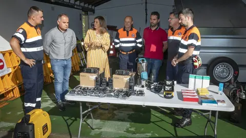 11:00 horas. Sede de la Agrupaci&oacute;n de Protecci&oacute;n Civil. Avenida Saj&oacute;n 10. Cabez&oacute;n de la Sal

La consejera Presidencia, Interior, Justicia y Acci&oacute;n Exterior, Paula Fern&aacute;ndez, entrega nuevo material de protecci&oacute;n civil
