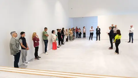 17:00 horas. Centro de Arte Rupestre de Cantabria, Puente Viesgo. El vicepresidente y consejero de Universidades, Igualdad, Cultura y Deporte, Pablo Zuloaga, visita las instalaciones de este centro junto a representantes de los Grupos de Acci&oacute;n Local. 4 de octubre de 2022 &copy; Ra&uacute;l Lucio