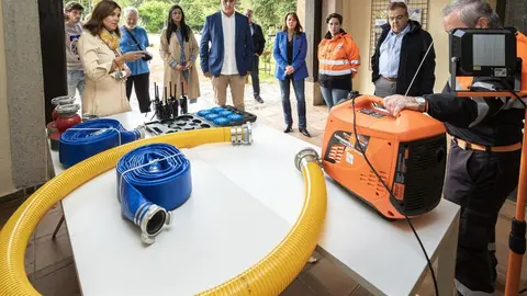 11:00 horas. Ayuntamiento de Noja
La consejera de Presidencia, Interior, Justicia y Acci&oacute;n Exterior, Paula Fern&aacute;ndez, entrega nuevo material de protecci&oacute;n civil.
06 de octubre de 2022
Fotograf&iacute;a: Silvia Bouzo