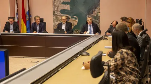 10:30.- Sede de la Autoridad Portuaria de Santander
El consejero de Industria, Turismo, Innovaci&oacute;n, Transporte y Comercio, Javier L&oacute;pez Marcano, asiste a la reuni&oacute;n de la Plataforma Blue Economy. 26 OCTUBRE 2022 &copy; Miguel De la Parra