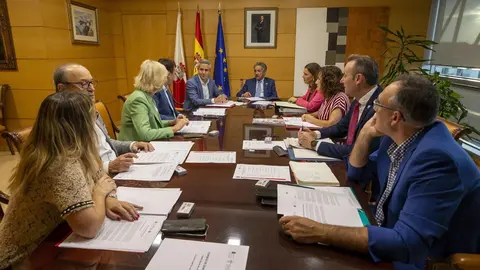 09:15 horas. Gobierno de Cantabria
El presidente de Cantabria, Miguel &Aacute;ngel Revilla, preside la reuni&oacute;n del Consejo de
Gobierno. 27 OCTUBRE 2022 &copy; Miguel De la Parra