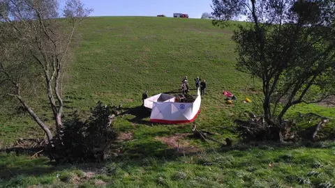 F646A437-4272-4C64-9026-F81CE02AD51B