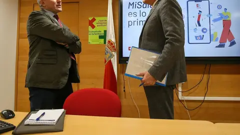 El consejero de Sanidad, Ra&uacute;l Pesquera, presenta en rueda de prensa la nueva APP del Servicio C&aacute;ntabro de Salud.
7 DIC 22