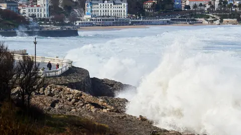 25FEB22 SANTANDER

EP Temporal Maritimo 
  

Fotos: juan manuel serrano arce