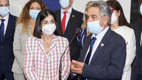 Visita al Hospital Universitario Marques de Valdecilla de la Ministra de Sanidad, Carolina Darias, acompa&ntilde;ada del presidente de la Comunidad de Cantabria, Miguel Angel Revilla y del Vicepresidente Pablo Zuloaga

PHOTO: CESAR ORTIZ GONZALEZ