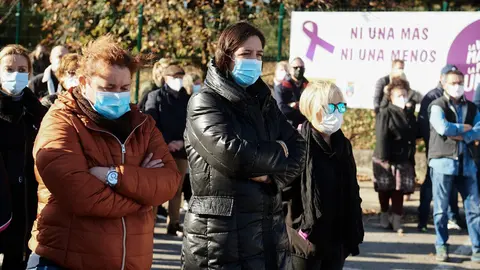 19/12/21  SANTANDER
ep concentracion ayuntamiento Lia&ntilde;o

por el asesinato mujer y bebe de 11 meses 


FOTO: