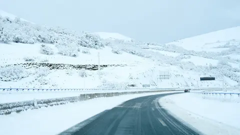 18/1/23  SANTANDER
temporal de nieve  


FOTO: Juan Manuel Serrano Arce
