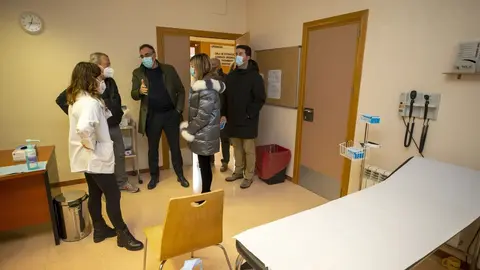 12:00 horas. Ayuntamiento de Pi&eacute;lagos
El consejero de Sanidad, Ra&uacute;l Pesquera, realiza una visita a este municipio.
 25 ENERO 2022 &copy; Miguel De la Parra