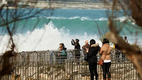 25FEB22 SANTANDER

EP Temporal Maritimo 
  

Fotos: juan manuel serrano arce