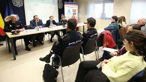 16:00 horas. Jefatura Superior de la Polic&iacute;a Nacional (Avenida del Deporte, 4 Santander)
El consejero de Sanidad, Ra&uacute;l Pesquera, participa en el acto inaugural de la jornada sobre agresiones &lsquo;Avanzar en el conocimiento para crecer sin miedo&rsquo;
8 feb 23