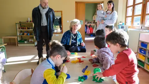 11:15 horas. Cieza. La consejera de Educaci&oacute;n y Formaci&oacute;n Profesional, Marina Lomb&oacute;, visita el CEIP Villasuso. 9 de febrero de 2023 &copy; Ra&uacute;l Lucio