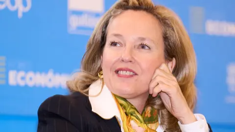 10/2/23  SANTANDER
ep Nadia Calvioo 
La vicepresidenta primera y ministra de Asuntos Econ&oacute;micos, Nadia Calvi&ntilde;o, se re&uacute;ne con el presidente de Cantabria, Miguel &Aacute;ngel Revilla, en el Gobierno


FOTO: Juan Manuel Serrano Arce

