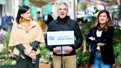 14/2/23  SANTANDER
ep pp Elias Bendodo 


El&iacute;as Bendodo, hace un recorrido por Santander y visita el mercado de La Esperanza, junto con la presidenta auton&oacute;mica del PP, Mar&iacute;a Jos&eacute; S&aacute;enz de Buruaga, y la alcaldesa de la capital, Gema Igual

FOTO: Juan Manuel Serrano Arce

