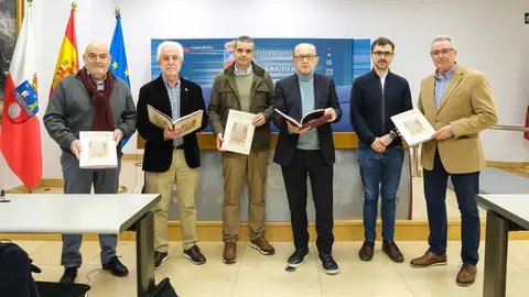 09:30 horas. Sala de Prensa del Gobierno de Cantabria. El consejero de Industria, Turismo, Innovaci&oacute;n, Transporte y Comercio, Javier L&oacute;pez Marcano, presenta, en rueda de prensa, El Cartulario de Piasca. 15 de febrero de 2023 &copy; Ra&uacute;l Lucio