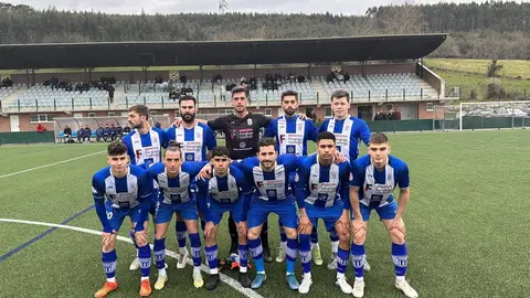 2&ordf; Foto Equipo inicial frente al Siete Villas