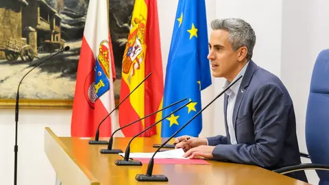 10:30 horas. Sala de prensa del Gobierno de Cantabria. El vicepresidente y consejero de Universidades, Igualdad, Cultura y Deporte, Pablo Zuloaga, informa, en rueda de prensa, de los acuerdos de Consejo de Gobierno. 16 de marzo de 2023 &copy; Ra&uacute;l Lucio