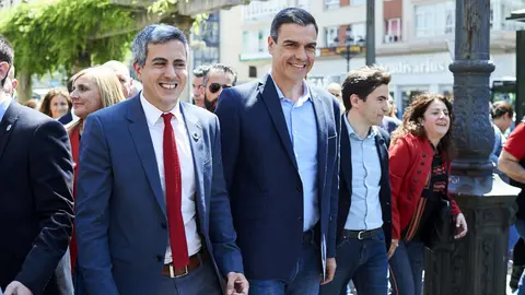 20/05/2019  SANTANDER

PSOE en santander

Pedro Sanche, Pablo Zuloaga, Pedro Casares

FOTO: JUAN MANUEL SERRANO ARCE 

