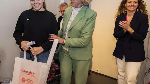 Delegaci&oacute;n Territorial de AEMET en Cantabria (C/ Ricardo Lorenzo), Santander
 
La consejera de Educaci&oacute;n y Formaci&oacute;n Profesional, Marina Lomb&oacute;, participa en el acto de celebraci&oacute;n del D&iacute;a Meteorol&oacute;gico Mundial
23 MAR 23