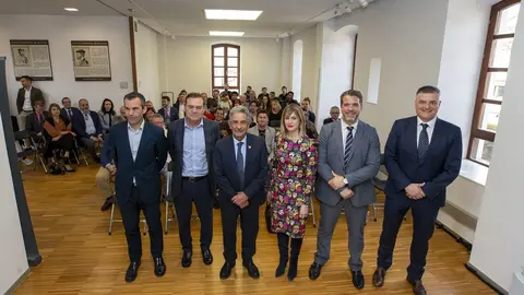 12:05 horas. Centro Cultural Quijano. Pi&eacute;lagos
El presidente de Cantabria, Miguel &Aacute;ngel Revilla, clausura la jornada sobre Transformaci&oacute;n Digital al Servicio de la Administraci&oacute;n P&uacute;blica. 29 MARZO 2023 &copy;&nbsp;Miguel De la Parra