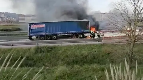 Captura de Pantalla 2023-03-30 a las 18.38.51