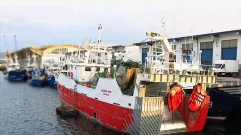 91A7F566-52E2-4040-8729-FAD0ECFDE132