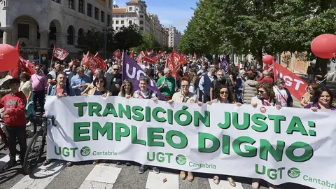 EuropaPress_5163510_Decenas_de_personas_durante_la_marcha_por_el_Dia_I