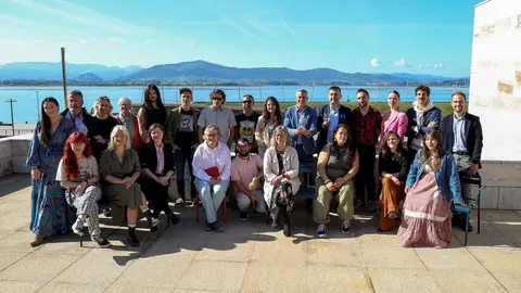 El vicepresidente y consejero de Universidades, Igualdad, Cultura y Deporte, Pablo Zuloaga, participa en la presentaci&oacute;n de los Premios Sisi&oacute;n Verm&uacute;, los premios de la m&uacute;sica de Cantabria.
7 may 23