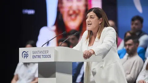 EuropaPress_5206089_La_candidata_del_PP_a_la_Presidencia_de_Cantabria