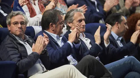 EuropaPress_5206068_Los_asistentes_a_un_acto_de_campaa_del_Partido_Po