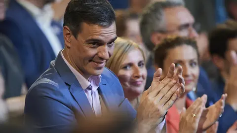 EuropaPress_5217384_El_presidente_del_Gobierno_y_secretario_general_de