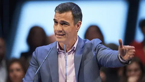 EuropaPress_5217365_El_presidente_del_Gobierno_y_secretario_general_de