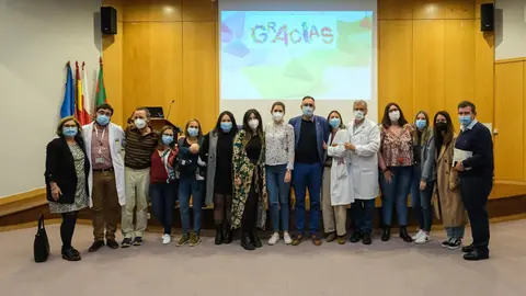 13:30.- Hospital Sierrallana. El consejero de Sanidad, Ra&uacute;l Pesquera, participa en el acto de despedida de los MIR de este hospital. 23 de mayo de 2023 &copy; Ra&uacute;l Lucio